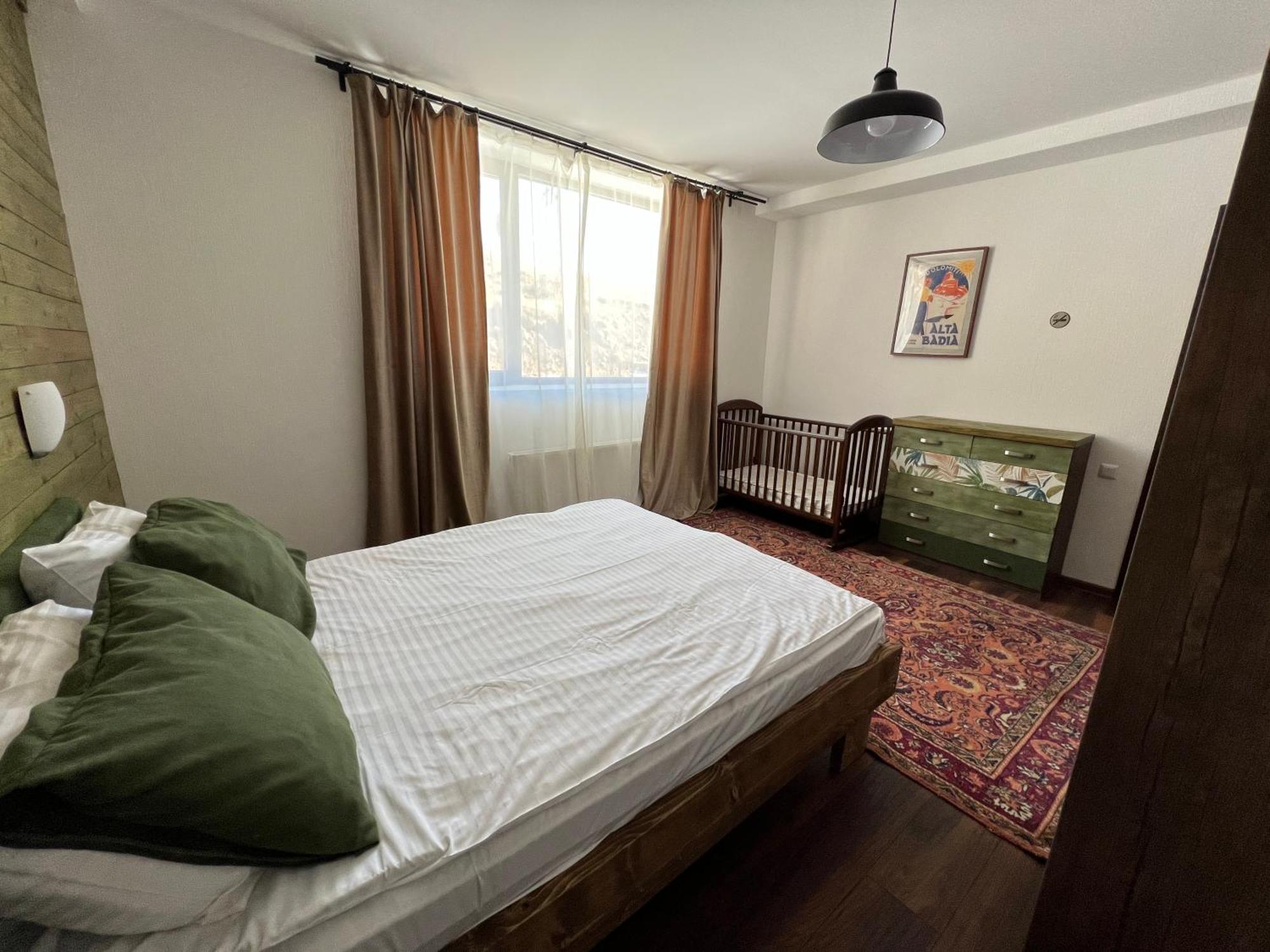 Mountain Cricket Chalets And Apartments Гудаурі Номер фото