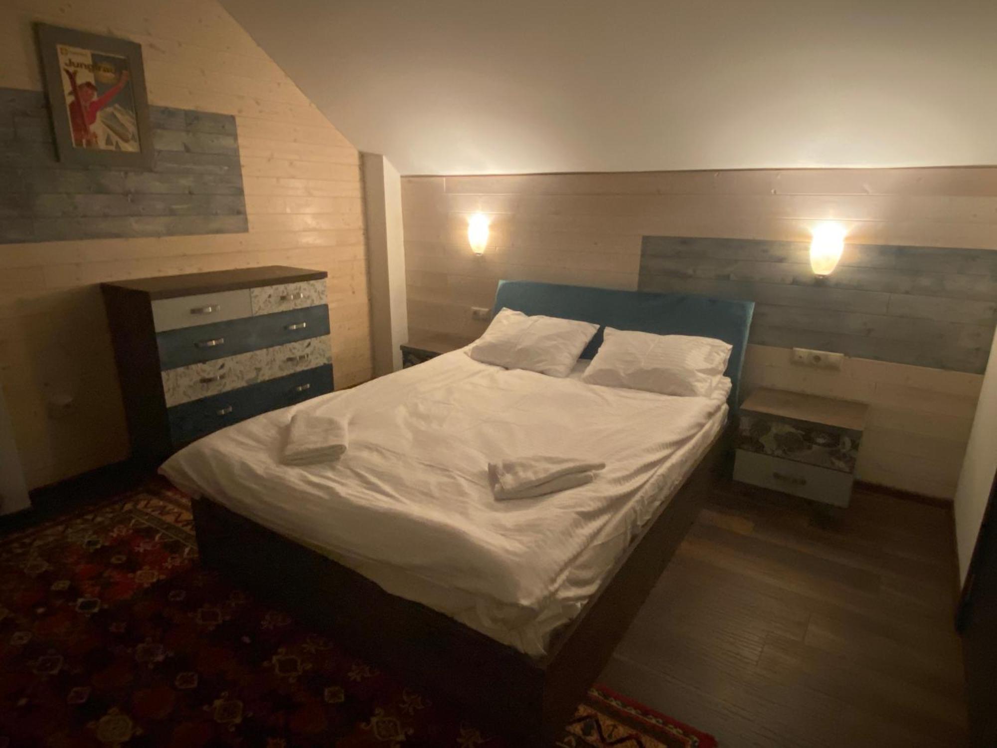 Mountain Cricket Chalets And Apartments Гудаурі Номер фото